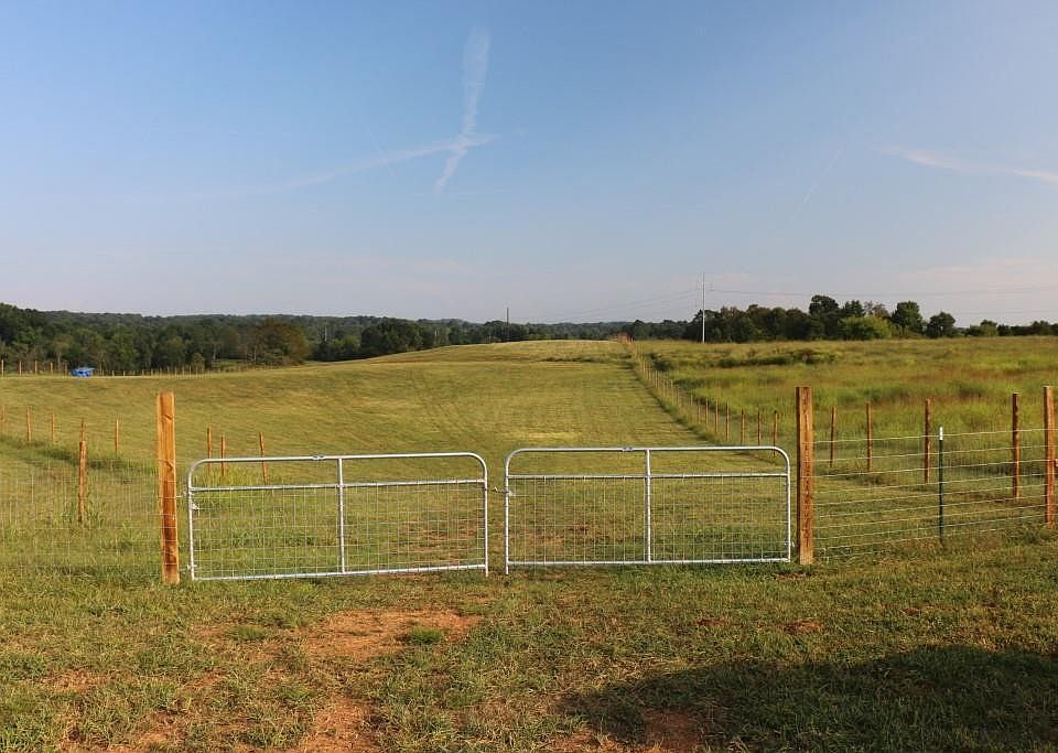 1st image of 366 County Road 564