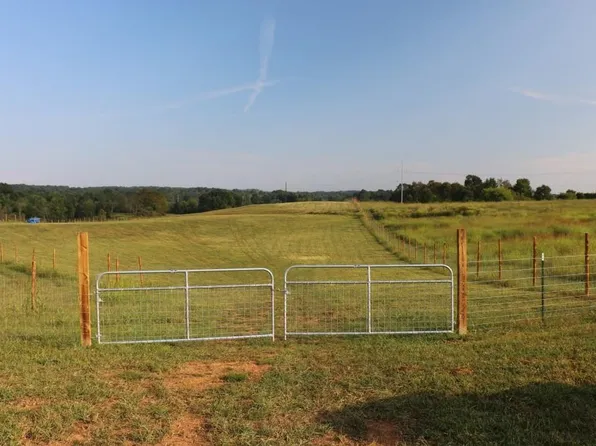 366 County Road 564, Englewood, TN 37329