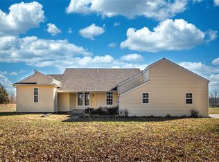 14490 Wilburn Rd, West Frankfort, IL 62896