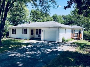 142 Diekamp Ln, Saint Charles, MO