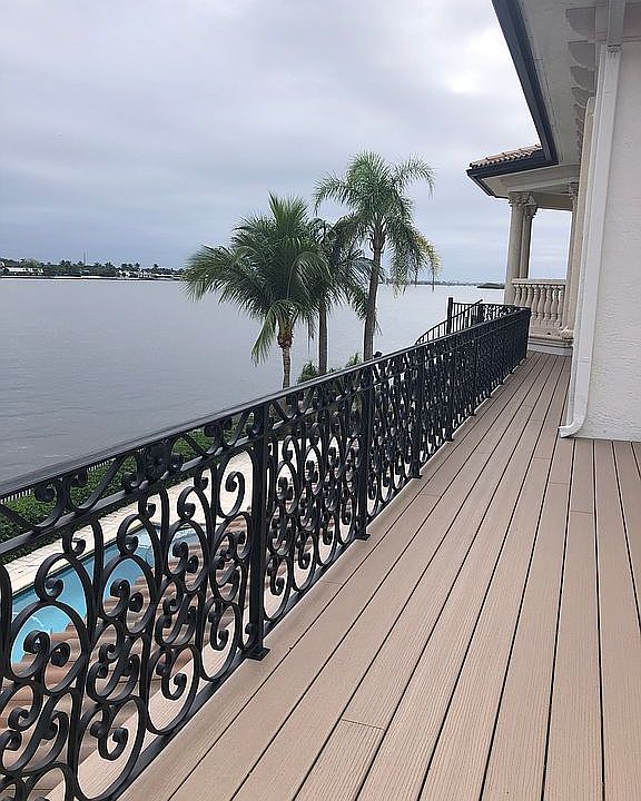 1st image of 7 Duke Dr