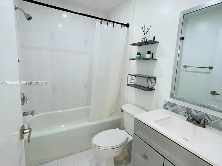 790 SW 107th Ave #301 — Photo 16