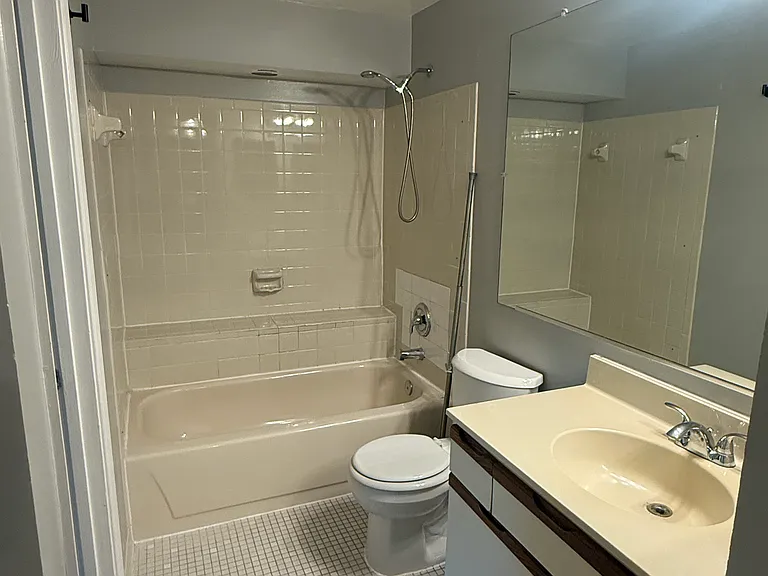 14329 Johnny Moore Ct — Photo 13