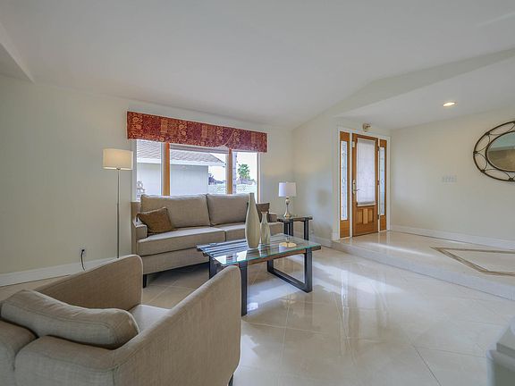 3rd image of 4070 Forestwood Dr
