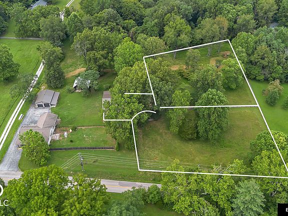 3rd image of 4585 E Robinson Rd