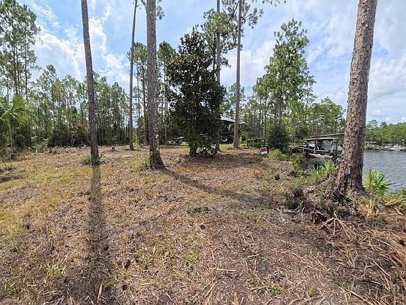 3rd image of 150 New River Ln