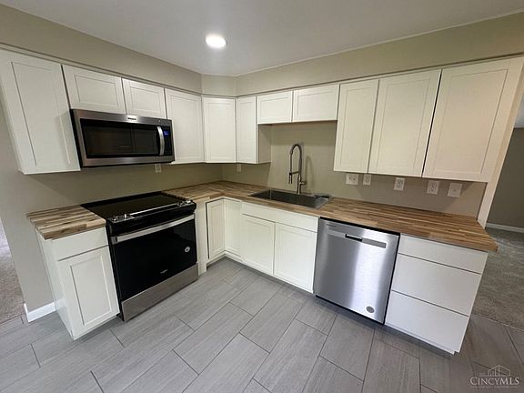 5th image of 1703 Ludlow Cir