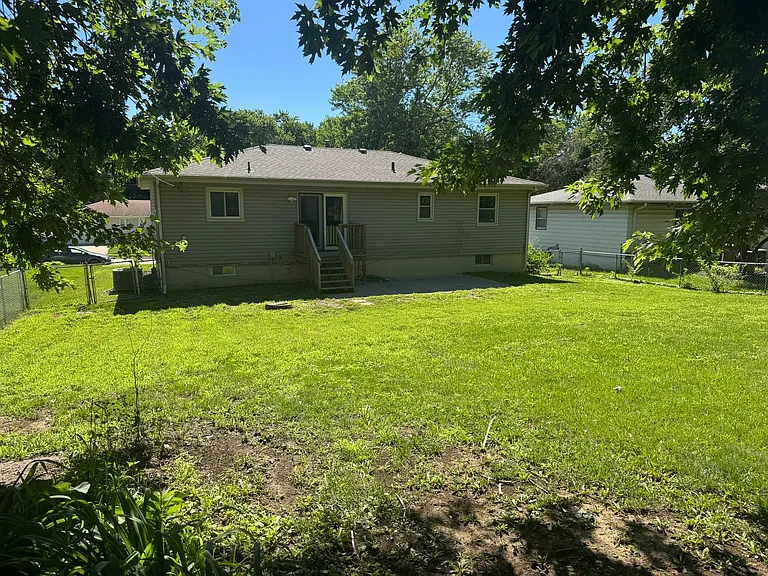 1604 Pelton Ave — Photo 33