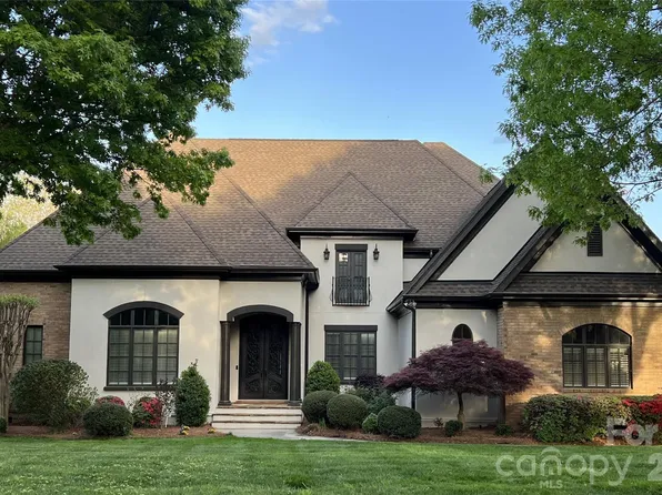 7604 Polyantha Rose Cir, Matthews, NC 28104