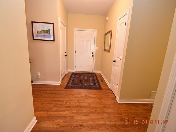 4th image of 112 Amburgy Cir