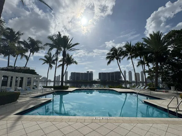 3235 NE 184th St APT 11103, Aventura, FL 33160