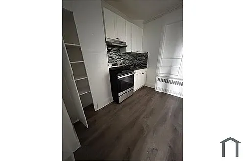 148 Linden St Photo 1