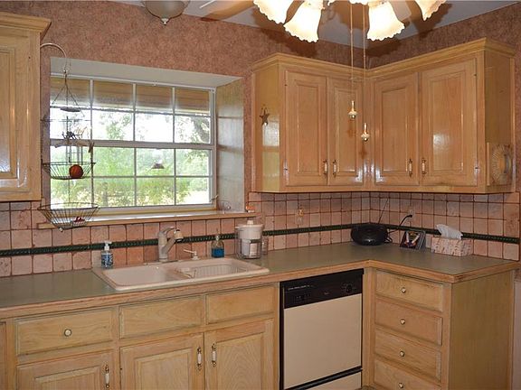 5th image of 6431 County Road 4095