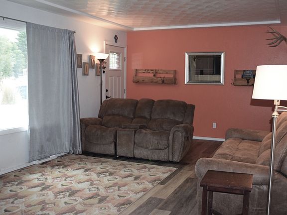 4th image of 5707 Helena Dr