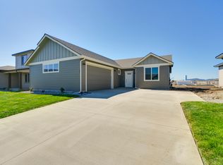 195 N Olivewood Ln, Post Falls, ID 83854