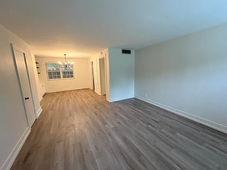 202 E Bradford Rd #2 — Photo 4