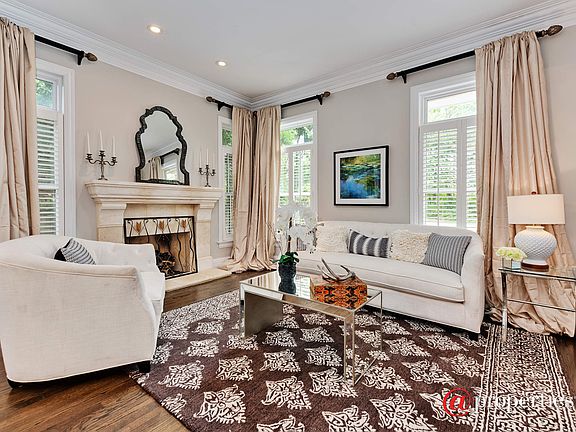 3rd image of 241 E Blodgett Ave