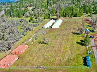 1679 Laurel Rd, Cave Junction, OR 97523