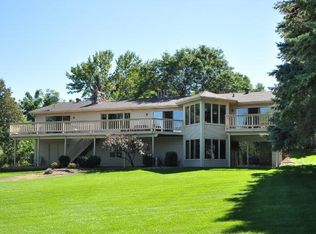 603 W River Pkwy, Champlin, MN 55316