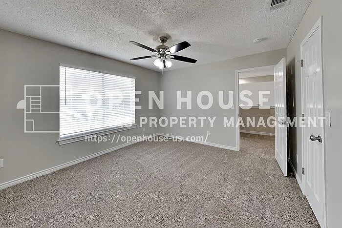8101 Pacific St — Photo 15