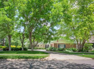 5818 Rolling Hills Blvd, Lincoln, NE 68512