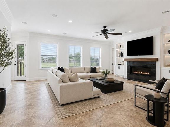 5th image of 5 W Kori Ln