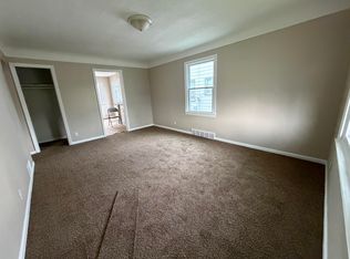 1260 Lavender Ave, Flint, MI 48504