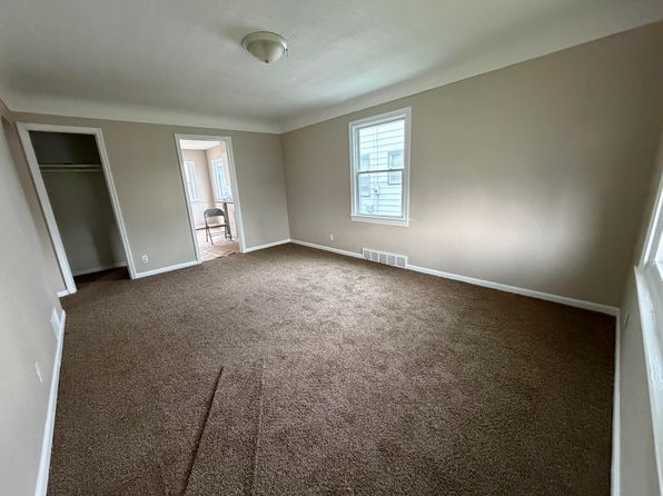 1260 Lavender Ave