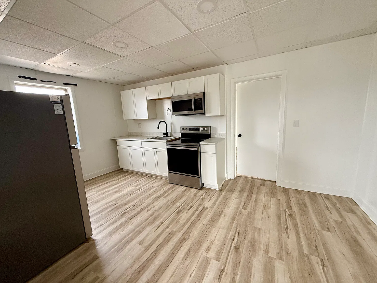 1 bed, $750 — Photo 2