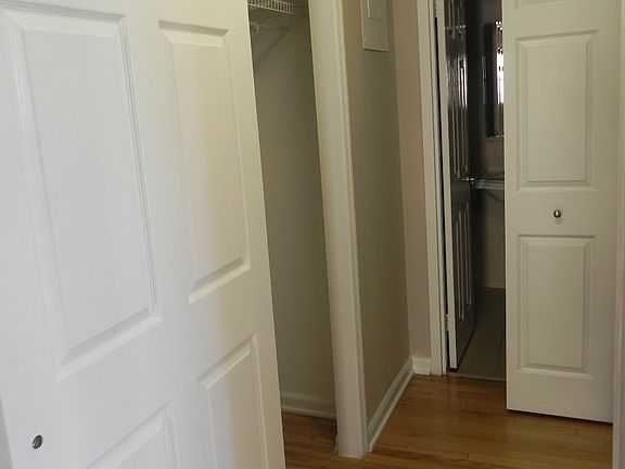 3rd image of 80 N Moore St APT 8G