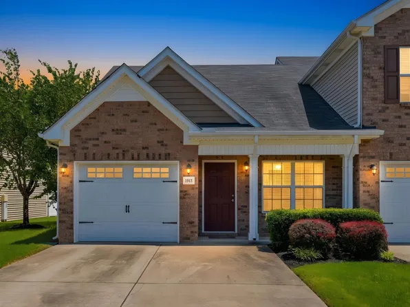 1913 Calydon Ct, Murfreesboro, TN 37128