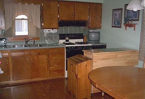 3rd image of 5301 Electric Ave