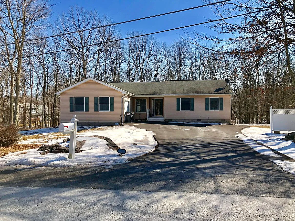 1 Flagstone Ln photo 1