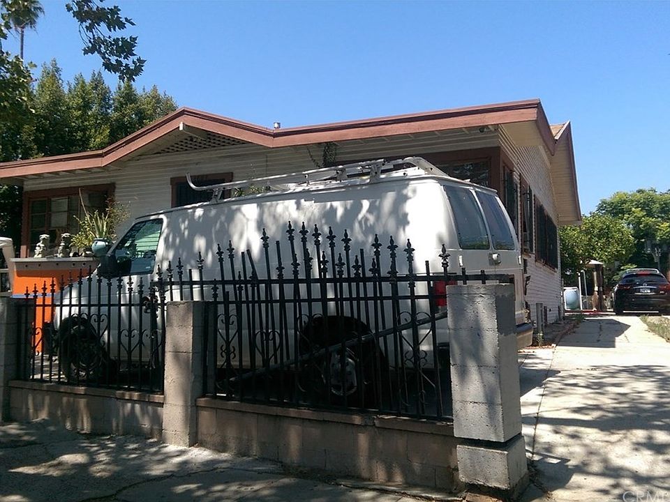 1st image of 1621 Montana St