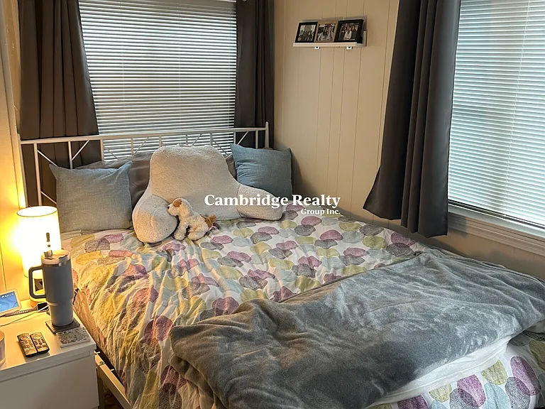24-26 Burnham St #A2 — Photo 24
