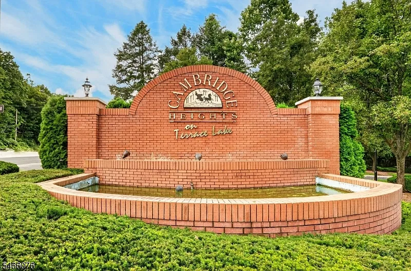 2 bed, 2.0 bath, $3,000 — Photo 2