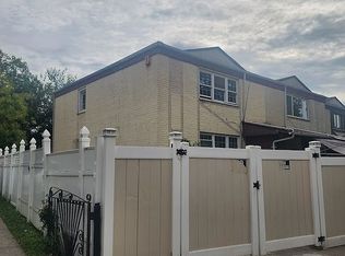 110-06 Colonial Ave #1, Forest Hills, NY 11375