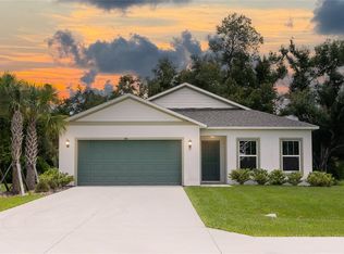461 Seasons Dr, Punta Gorda, FL 33983