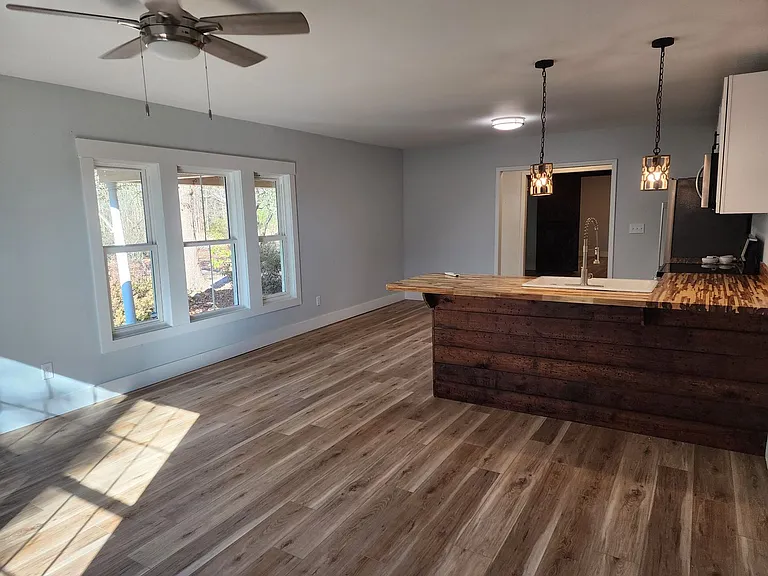 4240 Buck Dr — Photo 5