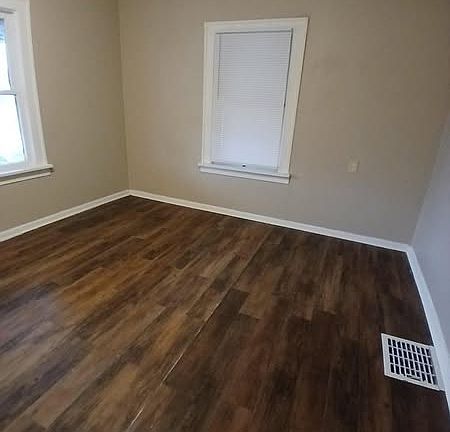 2nd image of 2432 S Emerson Ave