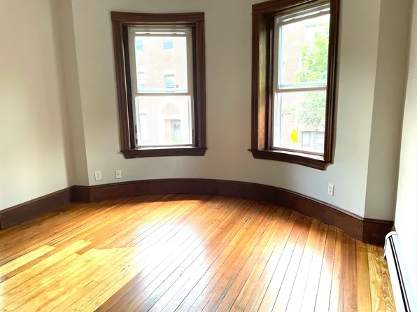 28 Montebello Rd #2, Jamaica Plain, MA 02130