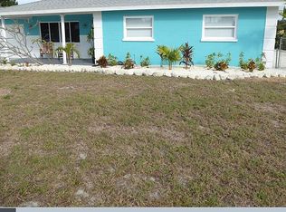 5906 7th Avenue Dr W, Bradenton, FL 34209