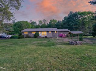 12 Maurice Lane, Clifton Park, NY 12065