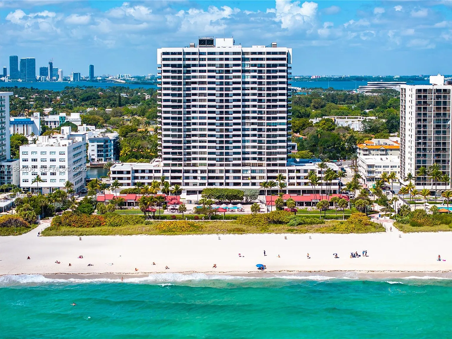 Club Atlantis Condo — Photo 4
