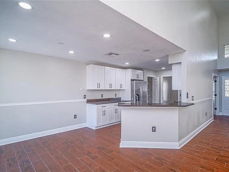 1020 Woodsong Way — Photo 8