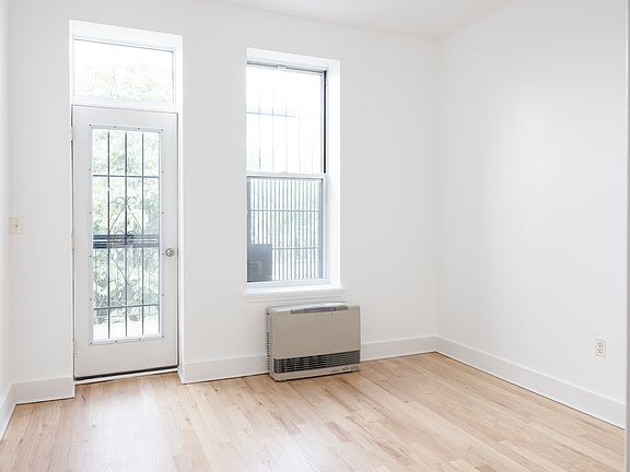 5th image of 289 Troutman St APT 4A