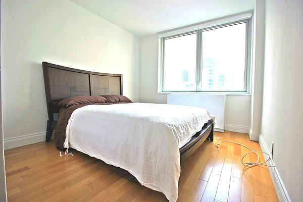 Rented by Keller Williams NYC | media 36