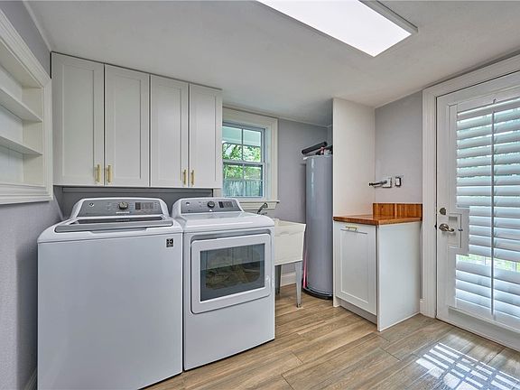 5th image of 1712 26th Ave