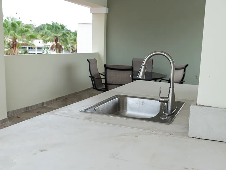 180 Palmas Dr — Photo 43