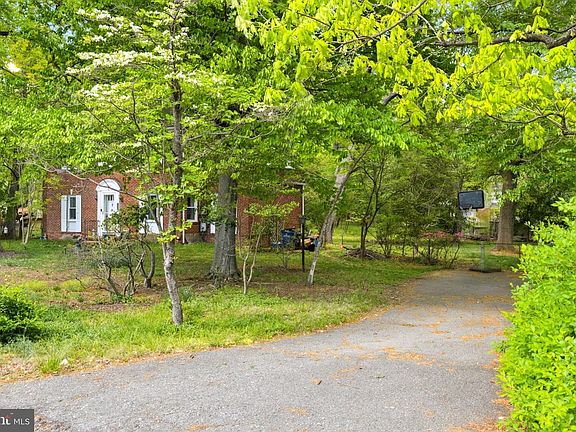 3rd image of Parkman Rd